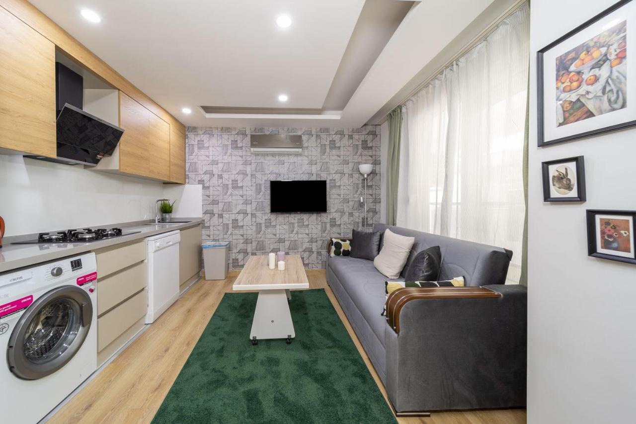 Modern And Cozy Apartment With Central Location And Balcony In Muratpasa, อันตัลยา ภายนอก รูปภาพ